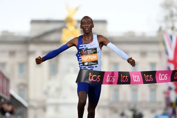 Kelvin Kiptum Shatters Marathon World Record at 2023 Chicago Marathon